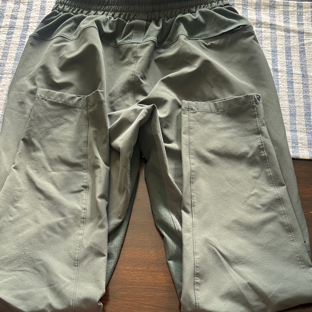 Lululemon Licensed to Train Jogger - Picture 4 of 13